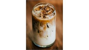 آیس ماکیاتو Iced Macchiato