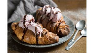 کروسان بستنی Ice cream croissants