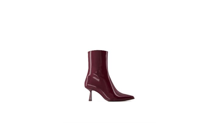 نیم بوت زنانه Short pointed heel faux patent leather ankle boots اورجینال برند BERSHKA