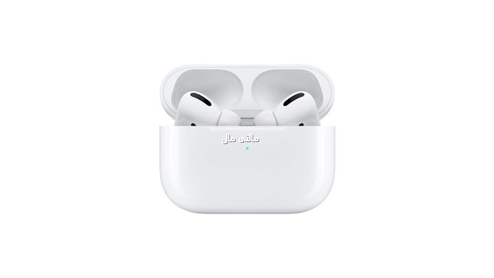 apple-airpods-pro-with-magsafe-charging-case (1)