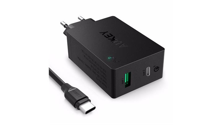 شارژر دیواری 2 پورت آکی مدل AUKEY PA-Y2