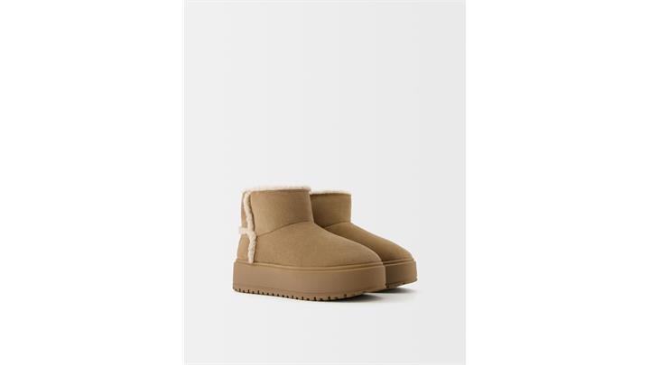 نیم بوت زنانه Faux fur lined flat ankle boots اورجینال برند BERSHKA