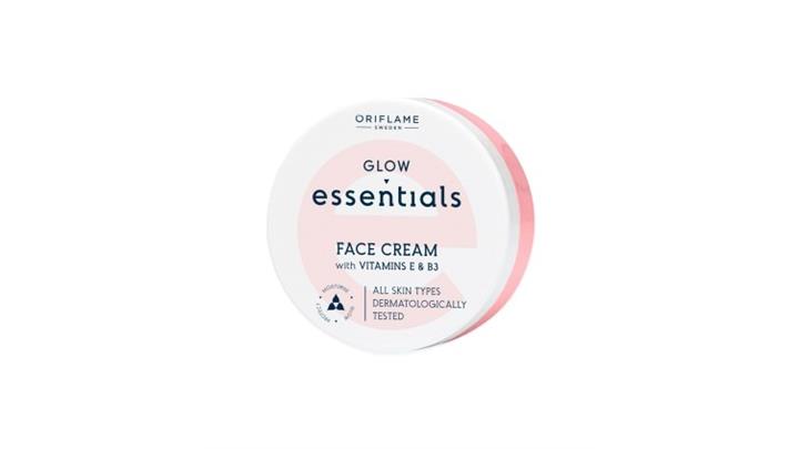 کرم صورت ویتامینه اوریفلیم Glow Essentials Face Cream 