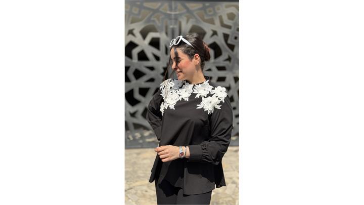 شومیز زنانه مدل گل سفید