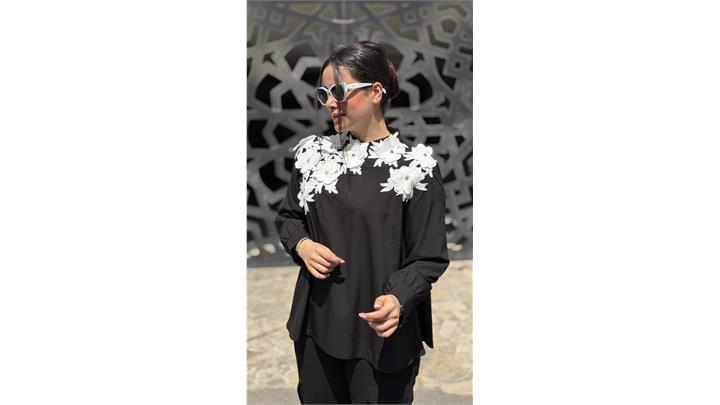 شومیز زنانه مدل گل سفید