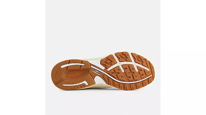 کتونی اورجینال نیوبالانس مدل Made in USA 993