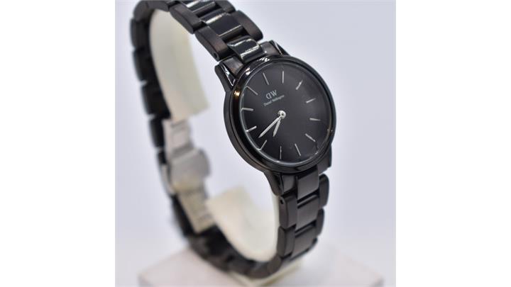 ساعت مچی زنانه اورجینال برند دنیل ولینگتون Daniel Wellington مدل w-8204