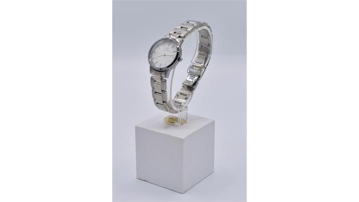 ساعت مچی اورجینال برند دنیل ولینگتون Daniel Wellington رنگ نقره ایی