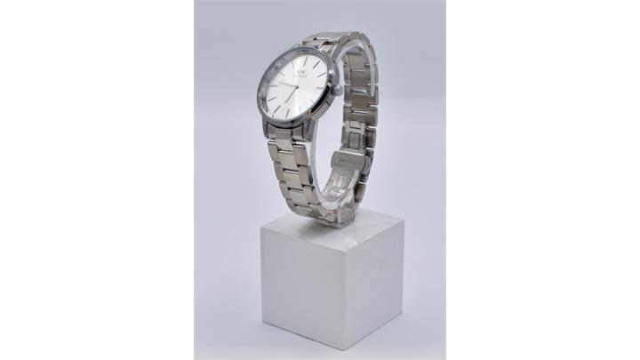 ساعت مچی اورجینال برند دنیل ولینگتون Daniel Wellington رنگ نقره ایی