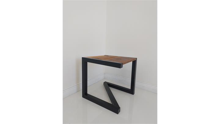 میز عسلی مدل پایه z هونارا m102