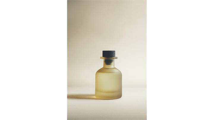 خوشبوکننده محیط SILK PEONY ROOM ODOUR WITH STICKS 120 ML اورجینال برند zara