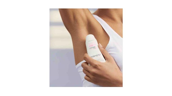 مام کرمی روشن کننده و ضد تعریق اوریفلیم Even Tone ا Oriflame Activelle model Even Tone Anti Perspirant