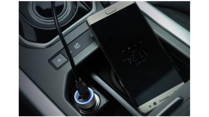 شارژر فندکی 2 پورت آکی مدل AUKEY CC-S8