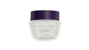 کرم روز رویال ولوت اوریفلیم ROYAL VELVET Firming Day Cream SPF 20